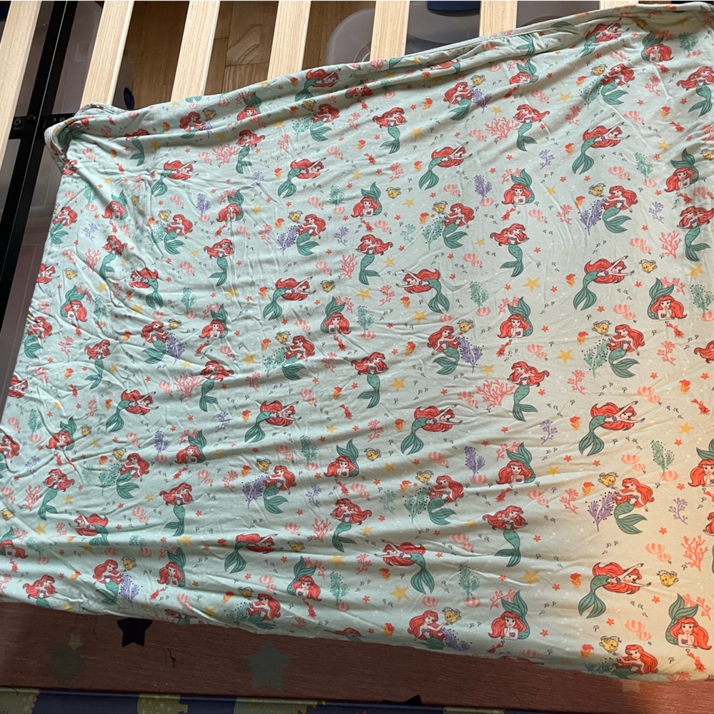 Little Mermaid Milk Snob Blanket